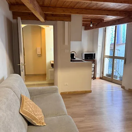 Kalma - Old Town Wooden Loft *